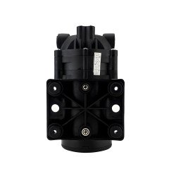 Pompe pour osmoseur 600 GPD Hydralma, vue montrant le support de fixation anti-vibration au Maroc.